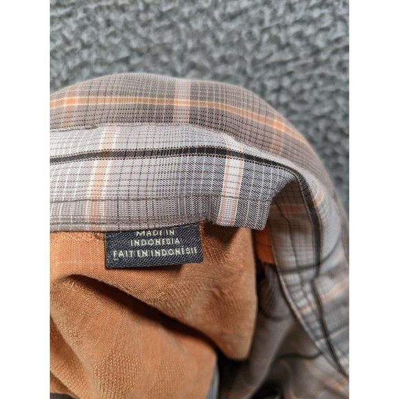 Royal Robbins Shirt Mens XL Button Up Short Sleeve Plaid Poly Modal Contemporary - Picture 4 of 13